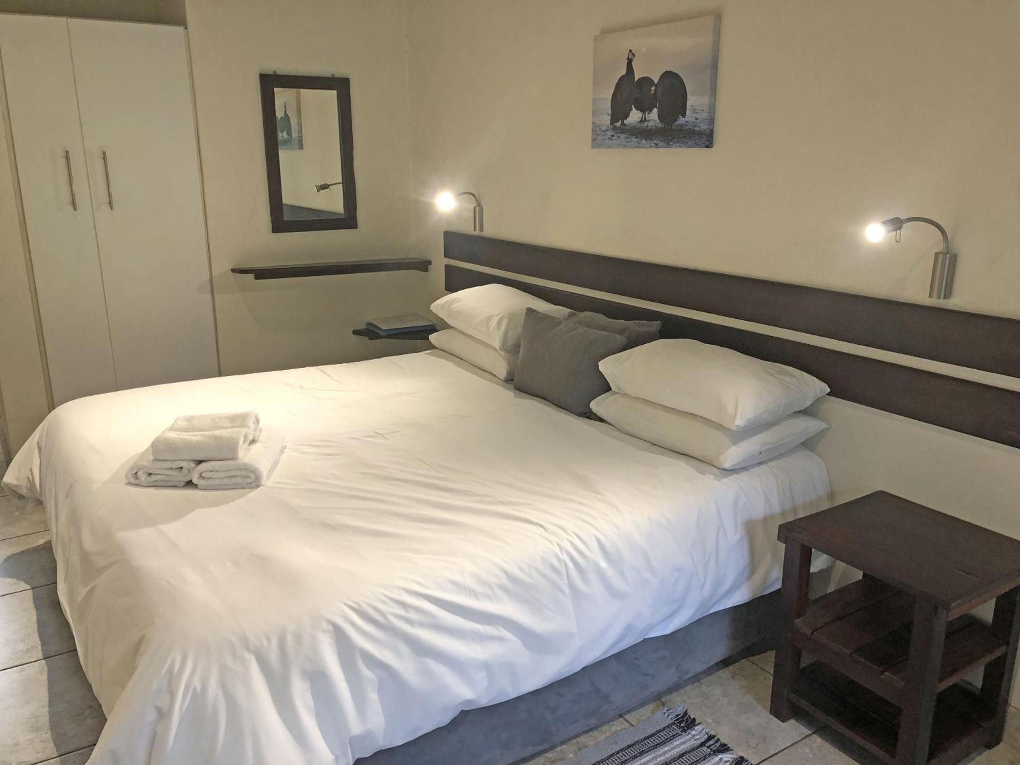 Hills And Dales Accommodation لانسيريا الغرفة الصورة