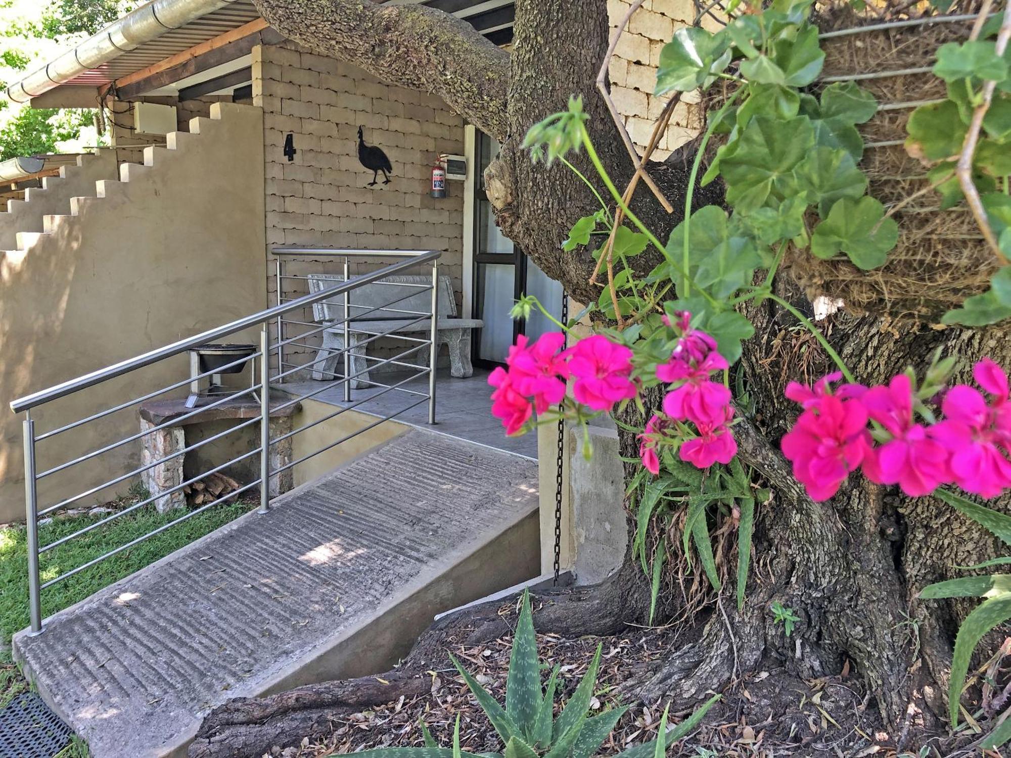 Hills And Dales Accommodation لانسيريا الغرفة الصورة