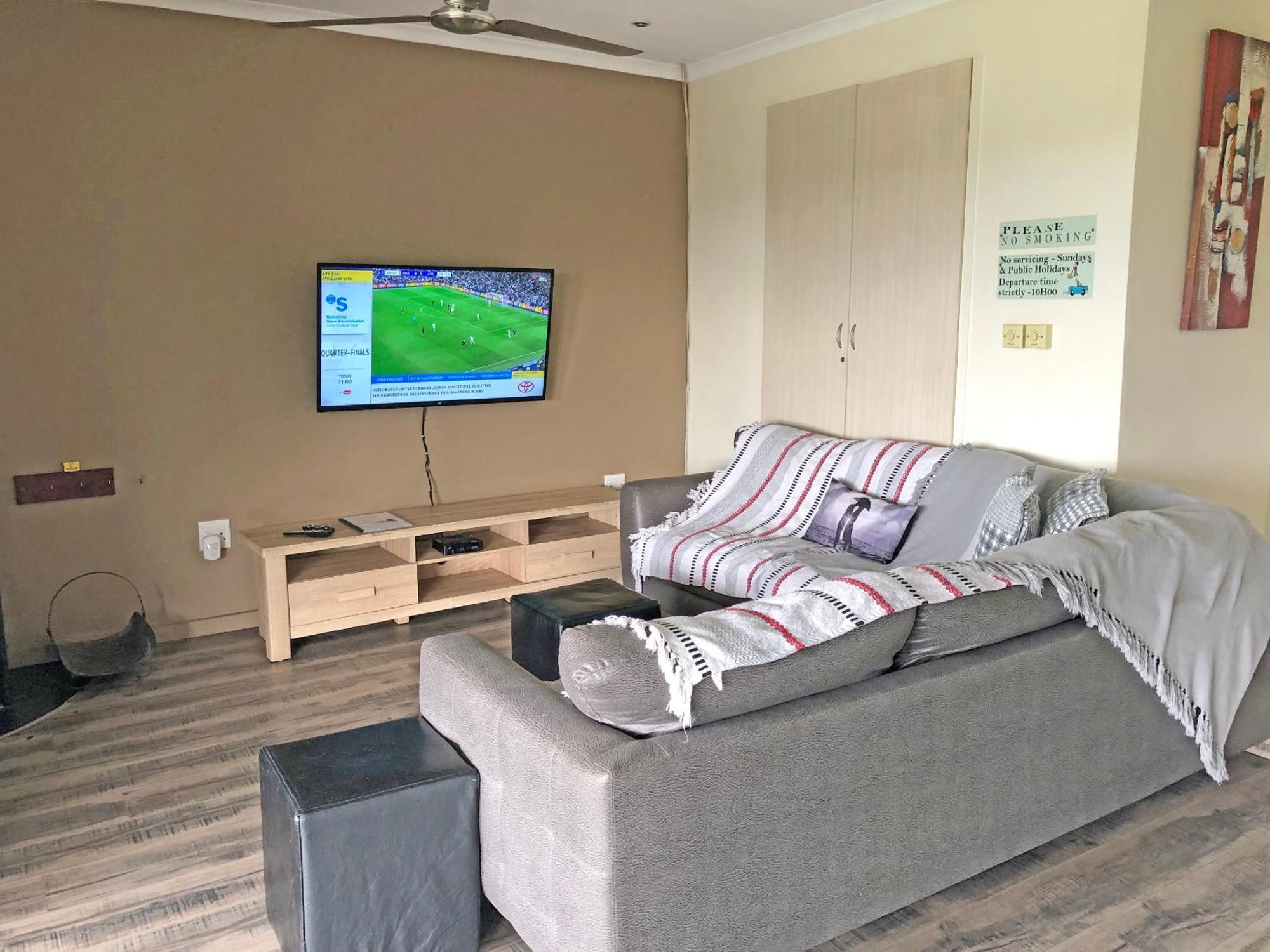 Hills And Dales Accommodation لانسيريا المظهر الخارجي الصورة